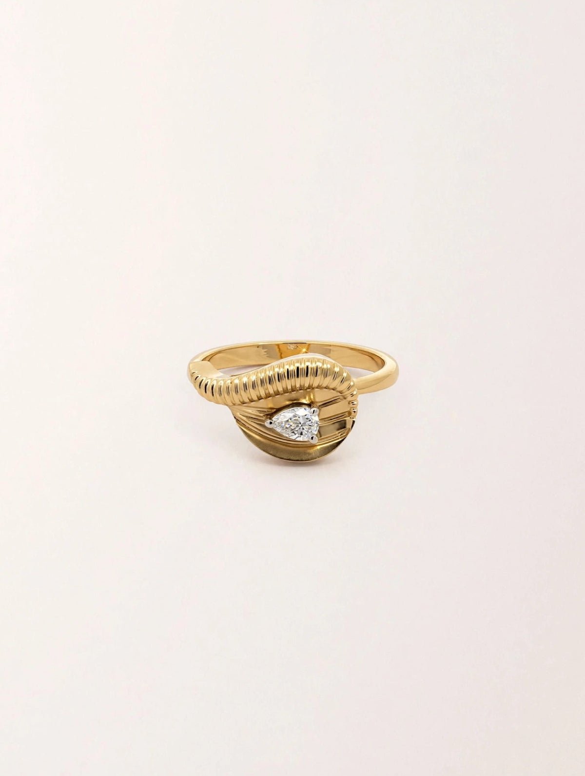 Veya Spectra Ring
